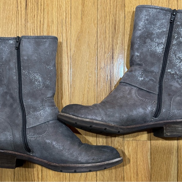 Sofft Gray Shimmery Suede Boots - Picture 4 of 7